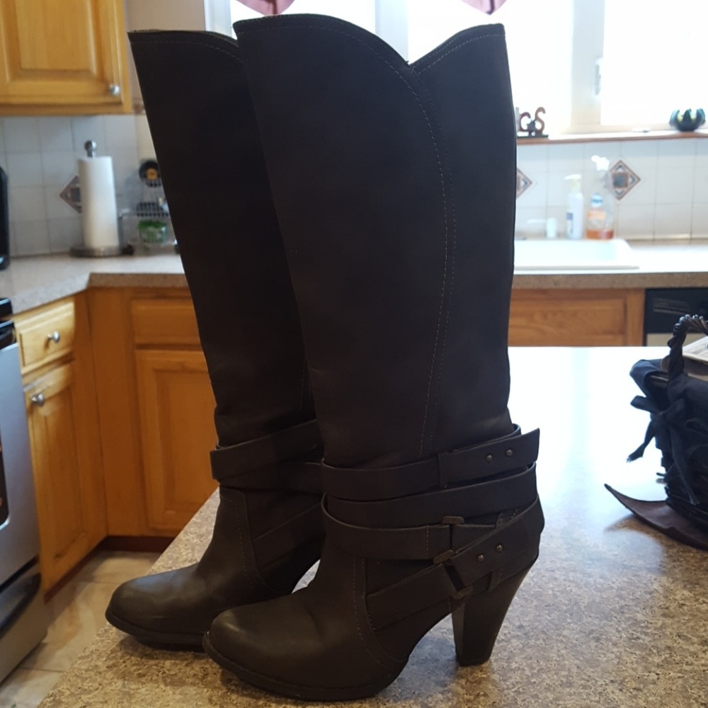 Rampage boots